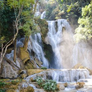 Gesamtblick Tat Kuang Si Wasserfall