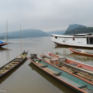 Typ Laosische Boote