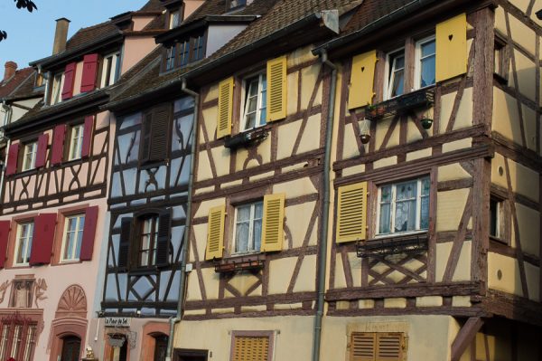 Bunte Häuserzeile in Colmar