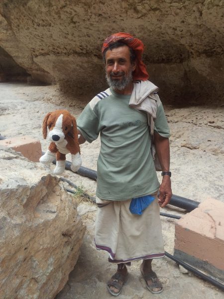 Mann mit dem "lieben Hund" im Oman