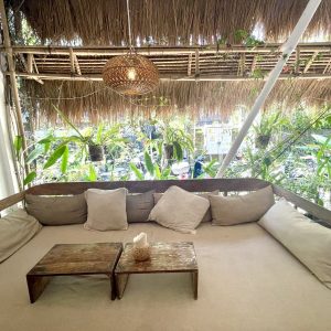 Couch im Alchemy Bali Ubud