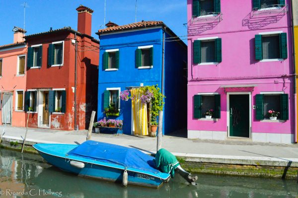 Variety of colors at a Burano canal