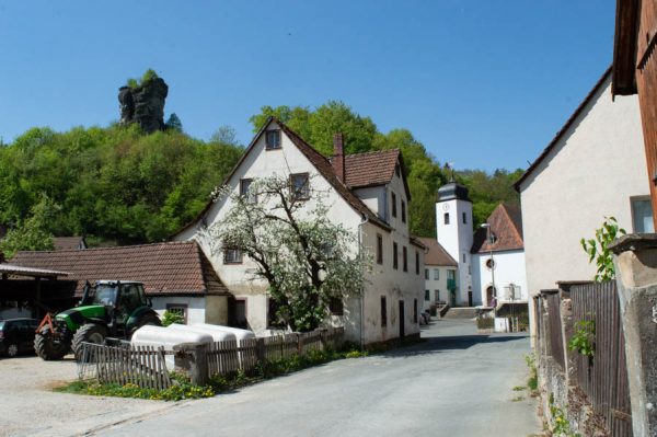 Village idyll in Tüchersfeld Franconian Switzerland