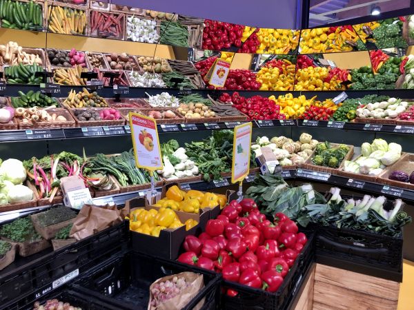 Frische Lebensmittel bei Basic Trudering